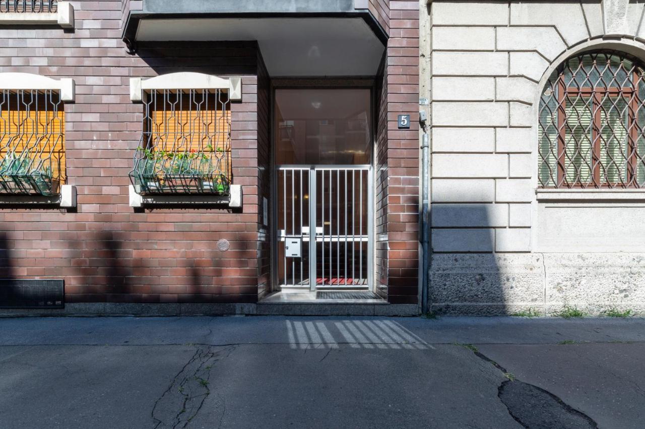 Cenisio M5 Lovely Apartment - With Balcony! Milan Luaran gambar