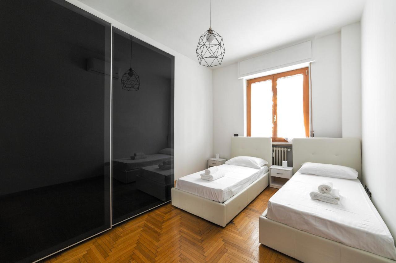 Cenisio M5 Lovely Apartment - With Balcony! Milan Luaran gambar
