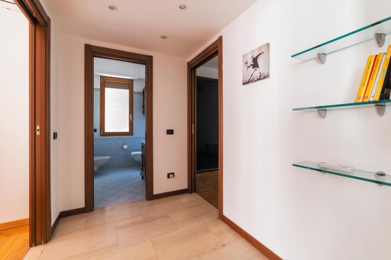 Cenisio M5 Lovely Apartment - With Balcony! Milan Luaran gambar