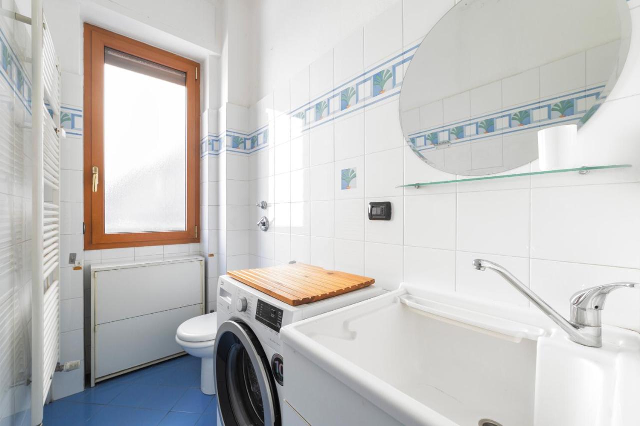 Cenisio M5 Lovely Apartment - With Balcony! Milan Luaran gambar