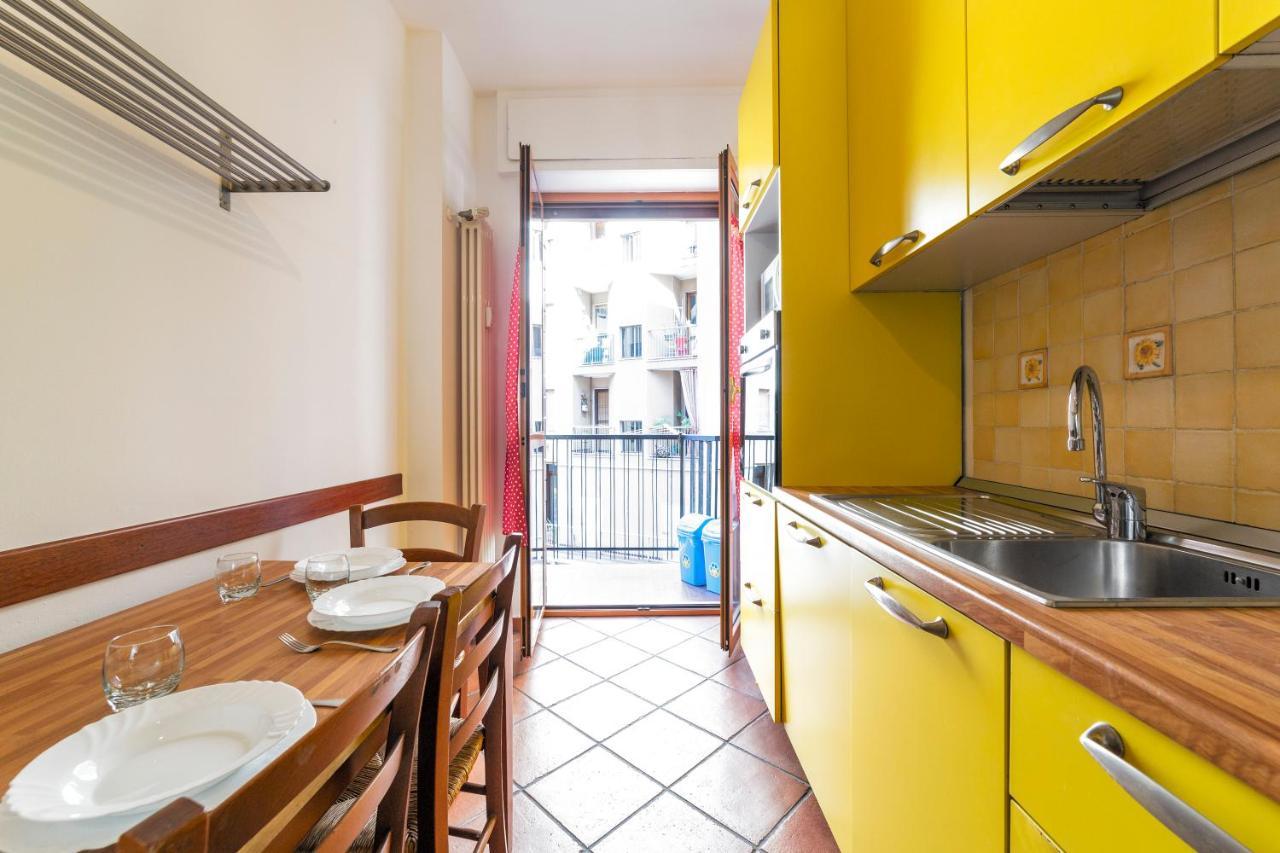 Cenisio M5 Lovely Apartment - With Balcony! Milan Luaran gambar